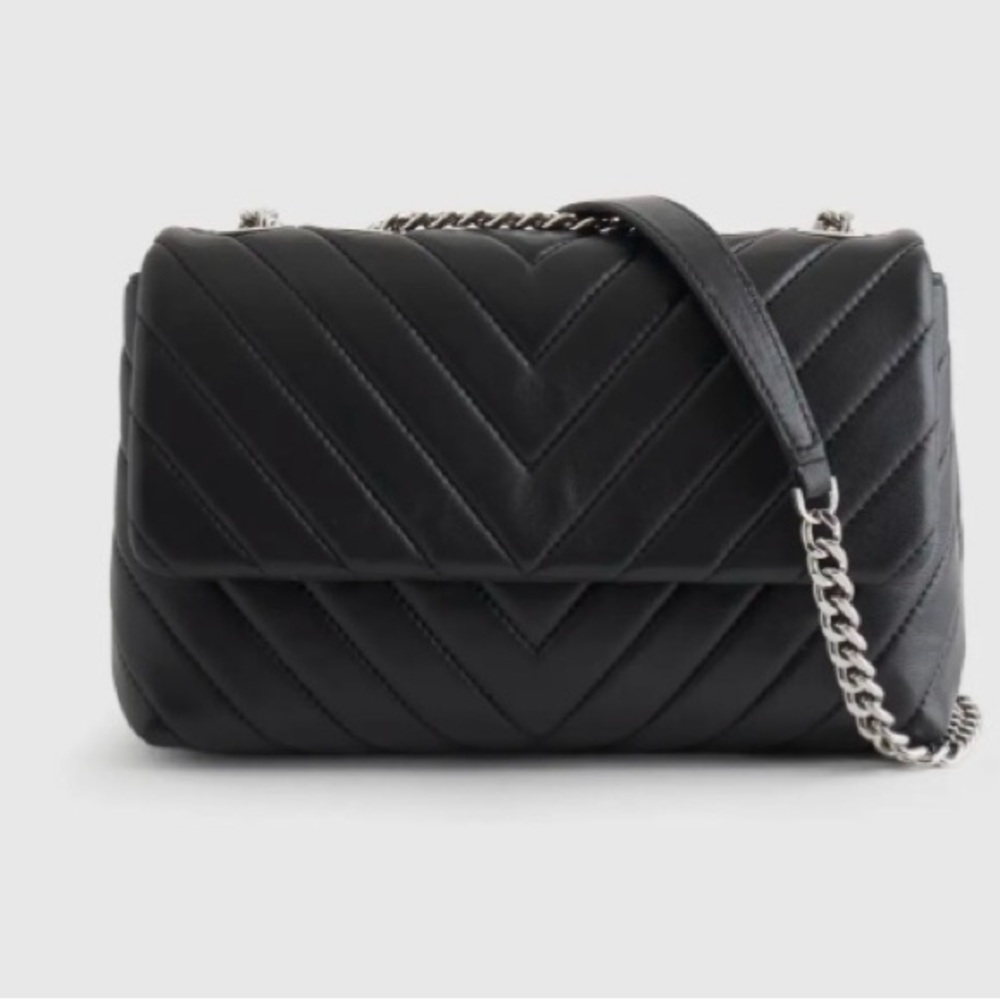 NWOT Quince 100% leather channel quilted bag